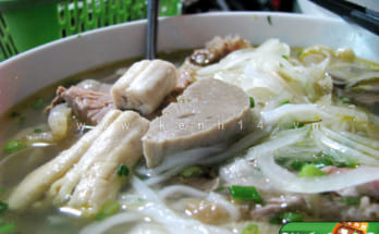 Sự khác nhau giữa Phở và hủ tiếu 1 09052010quanxa 5