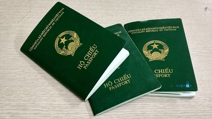 Sự khác nhau ɡiữa hộ chiếu và visa? 1 hộ chiếu Copy