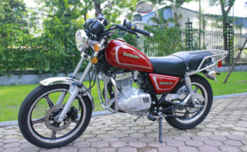 so sánh gn125 và yb125 1 suzuki gn125 co hao xang khong 02 696x464