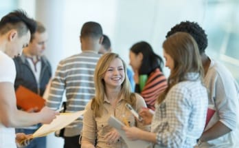 khác nhau giữa giáo dục đại học Úc và Việt Nam? 1 co gi khac nhau giua dai hoc uc va viet nam