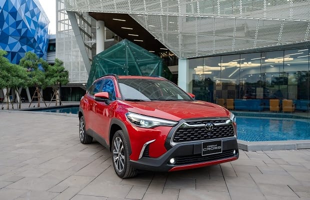 toyota coralla cross